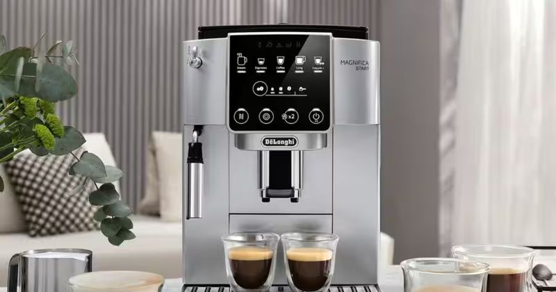 Delonghi Magnifica Start ECAM222.31.B: Mesin Kopi Otomatis Terbaik